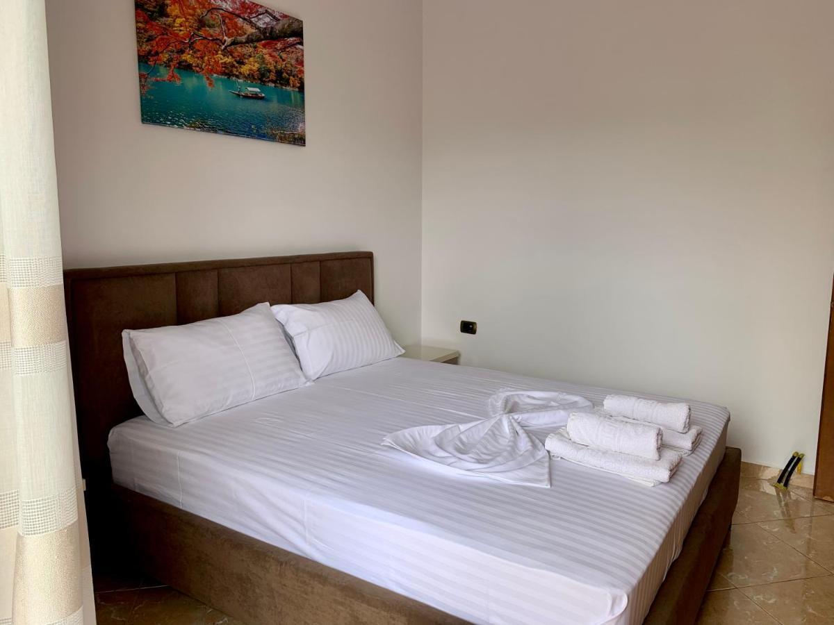 Bardhi Apts Sarande Bagian luar foto